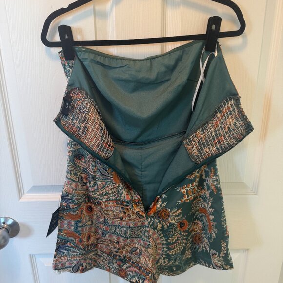 Bohemian Perfection Strapless Floral Romper - NEVER WORN - Picture 4 of 4